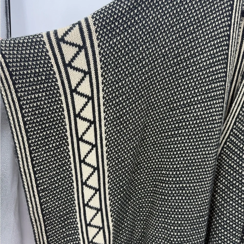 Francesca's Black and Cream Knit Poncho